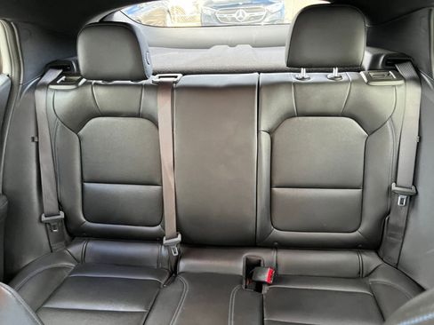 Used 2025 Buick Envista Sport Touring image 37