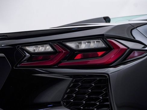 Used 2021 Chevrolet Corvette Stingray Premium Conv w/ 3LT image 15