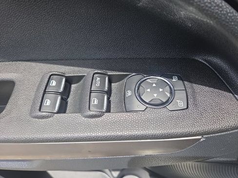 Used 2021 Ford EcoSport SE FWD image 17
