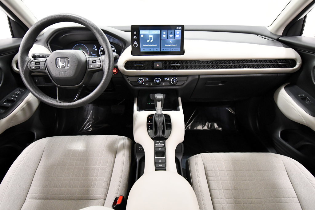Certified 2026 Honda HR-V LX image 3