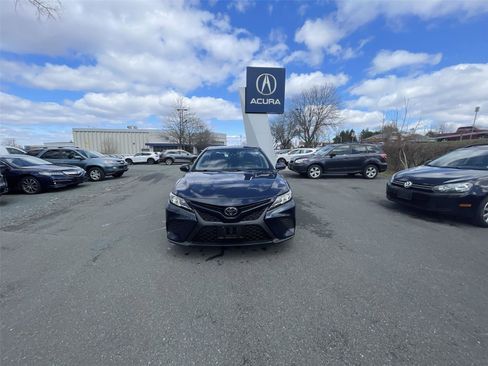 Used 2019 Toyota Camry SE image 27