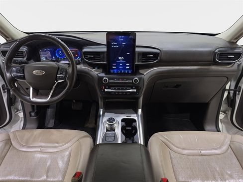 Used 2020 Ford Explorer Platinum w/ Premium Technology Package image 10