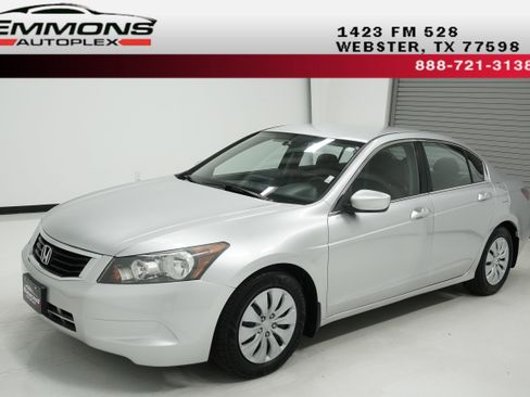 Used 2010 Honda Accord LX image 1