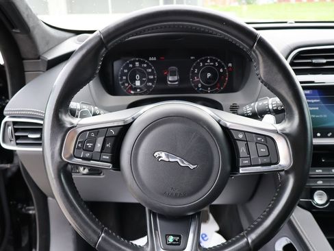 Used 2019 Jaguar F-PACE R-Sport AWD/4WD image 30
