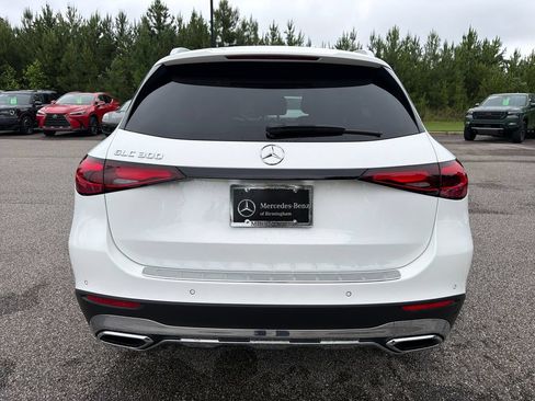 Used 2026 Mercedes-Benz GLC 300 image 11