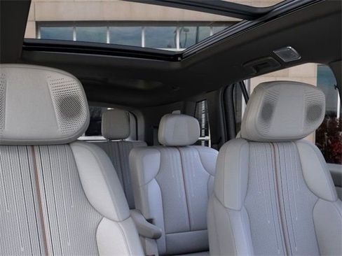 New 2026 Cadillac Vistiq Sport image 24