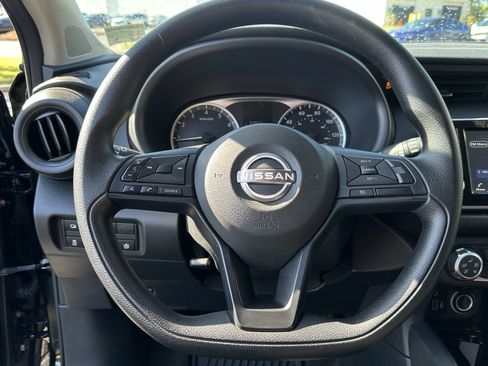 Used 2024 Nissan Kicks S image 6