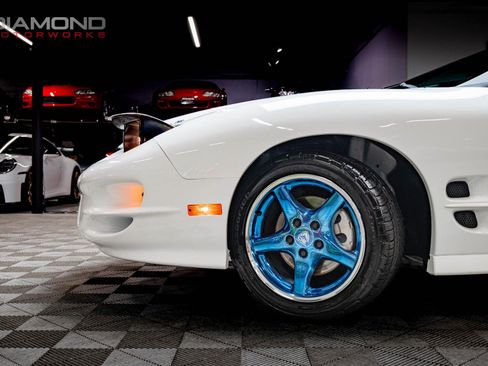 Used 1999 Pontiac Firebird Formula image 5