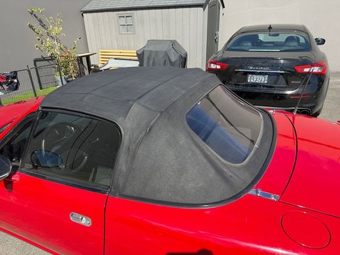 Used 1996 MAZDA MX-5 Miata image 11