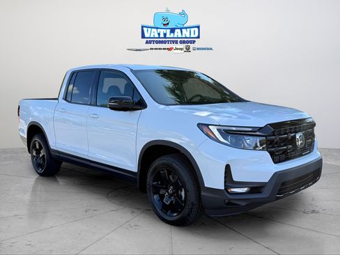 New 2026 Honda Ridgeline Black Edition image 9