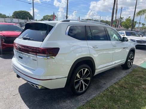Used 2024 Volkswagen Atlas SEL Premium R-Line image 5