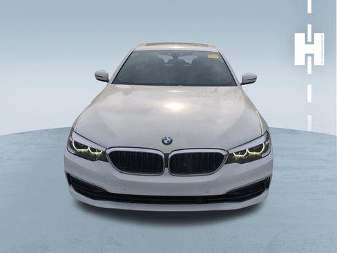 Used 2019 BMW 530i w/ Convenience Package image 3