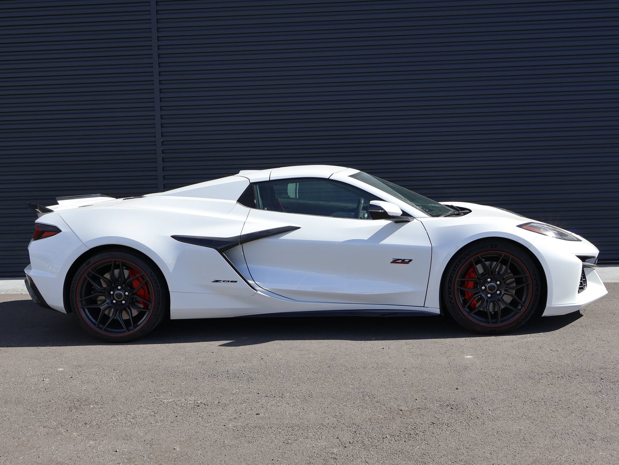 Used 2023 Chevrolet Corvette Z06 RWD image 10