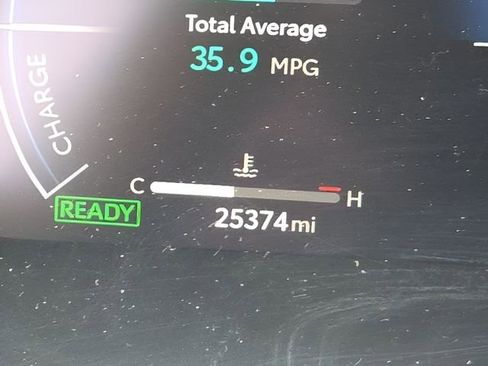 Used 2024 Toyota Highlander Platinum image 31