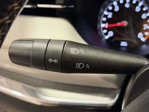 Certified 2022 Jeep Compass Limited w/ Sun and Sound Group image 23