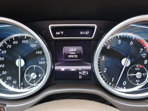 Used 2013 Mercedes-Benz ML 350 4MATIC image 34
