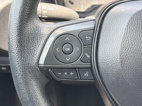 Used 2024 Toyota Corolla LE FWD image 21