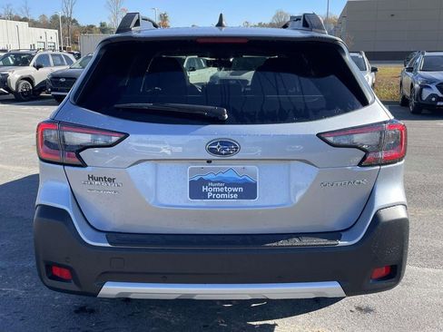 Used 2025 Subaru Outback Limited image 27