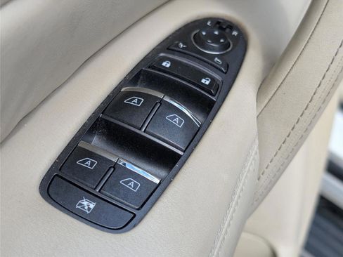 Used 2014 INFINITI QX80 2WD w/ Theater Package image 15