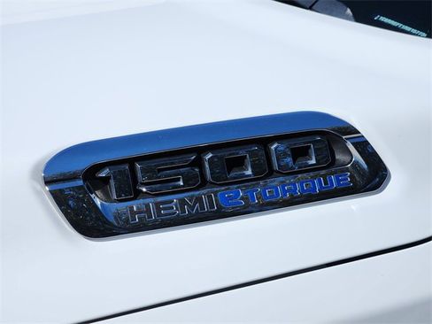 Used 2024 RAM 1500 Lone Star image 12