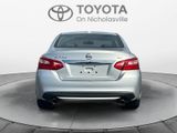 Used 2017 Nissan Altima 2.5 SV w/ Convenience Package image 5