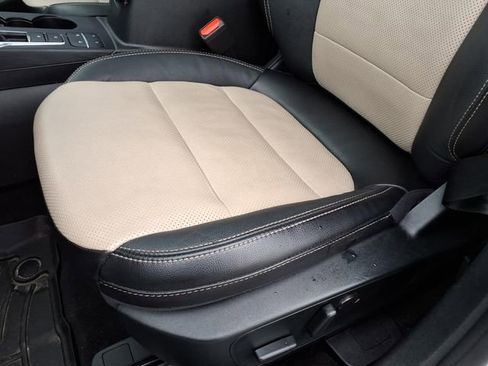 Used 2022 Ford Escape Titanium w/ Titanium Elite Package image 16