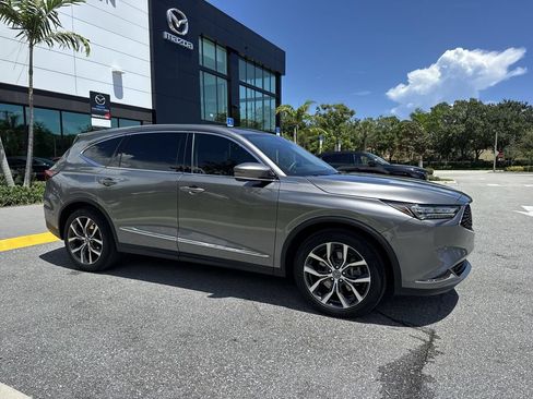 Used 2024 Acura MDX w/ Technology Package FWD image 6