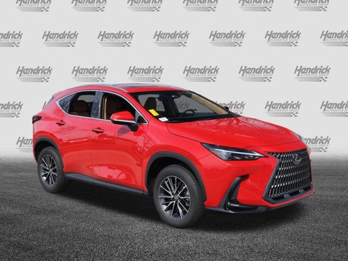 Certified 2025 Lexus NX 250 FWD w/ Towing Package (2000 Lbs) image 2