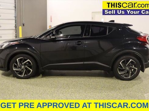 Used 2021 Toyota C-HR Limited FWD image 5