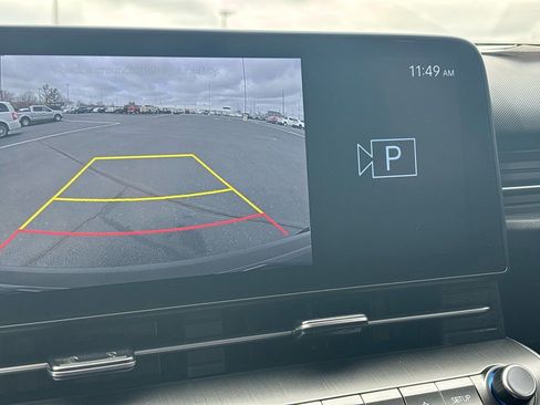 Used 2024 Hyundai Kona SE image 34