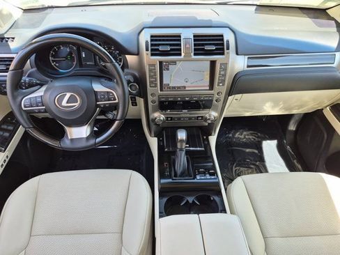 Used 2021 Lexus GX 460 Premium w/ Premium Package AWD/4WD image 29