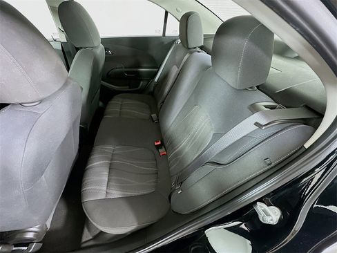 Used 2018 Chevrolet Sonic LT image 27