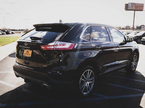 Used 2021 Ford Edge Titanium w/ Class II Trailer Tow Package image 35