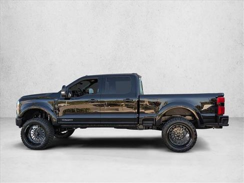New 2026 Ford F250 Lariat w/ Black Appearance Package image 5