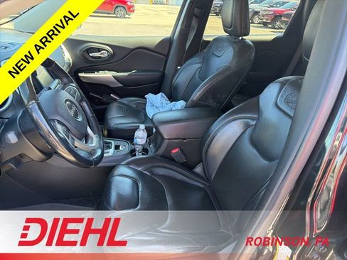 Certified 2016 Jeep Cherokee Overland image 10