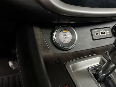 Used 2019 Nissan Murano Platinum FWD image 17