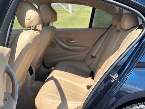 Used 2016 BMW 320i Sedan image 20