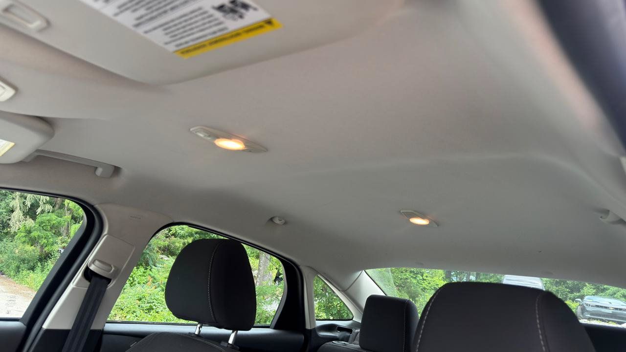 Used 2013 Ford Focus SE w/ SE Winter Pkg FWD image 27