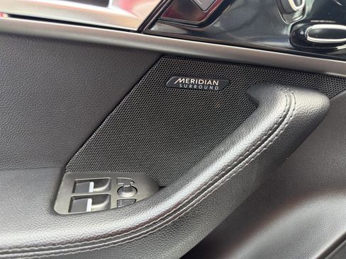 Used 2017 Jaguar F-TYPE Convertible image 29