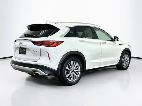 Used 2023 INFINITI QX50 Luxe AWD/4WD image 9