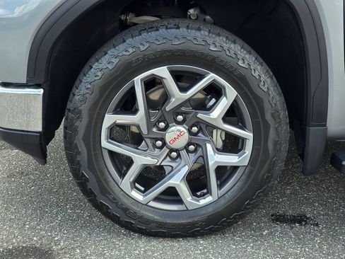 Certified 2023 GMC Sierra 1500 SLT w/ SLT Premium Package AWD/4WD image 24