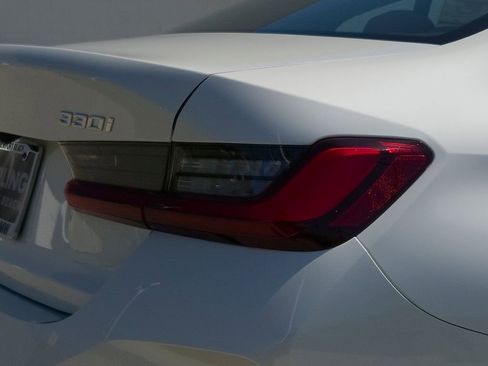 New 2026 BMW 330i Sedan w/ Premium Package image 4