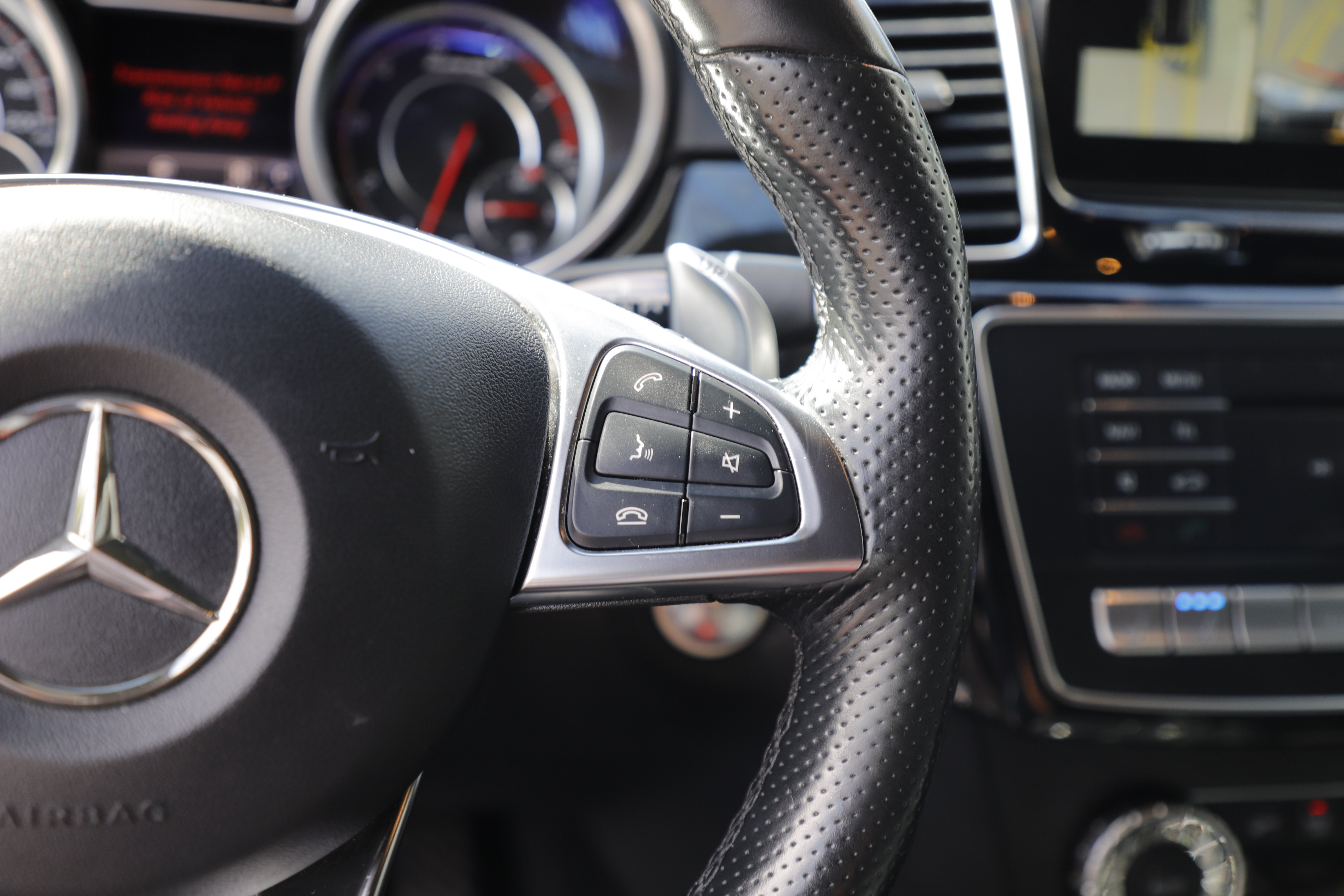 Used 2016 Mercedes-Benz GLE 63 AMG S image 23