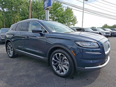 Certified 2023 Lincoln Nautilus Reserve AWD/4WD image 3
