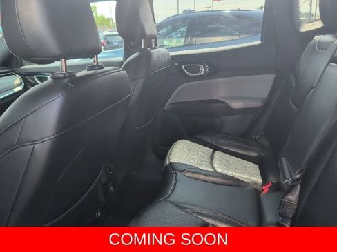 Used 2024 Jeep Compass Limited AWD/4WD image 5