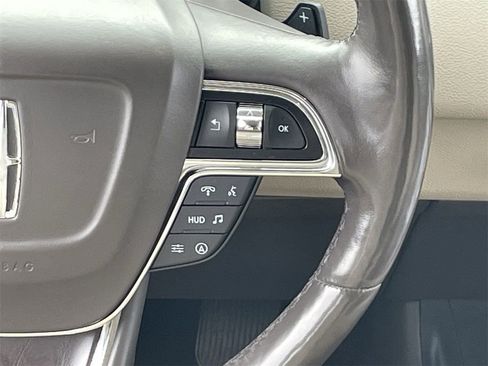 Used 2023 Lincoln Navigator Reserve image 21
