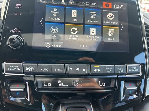 Used 2024 Honda Odyssey EX-L image 41