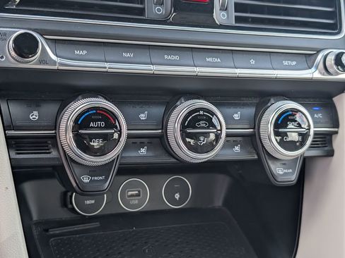 Used 2023 Genesis G70 2.0T w/ Sport Prestige Package image 15