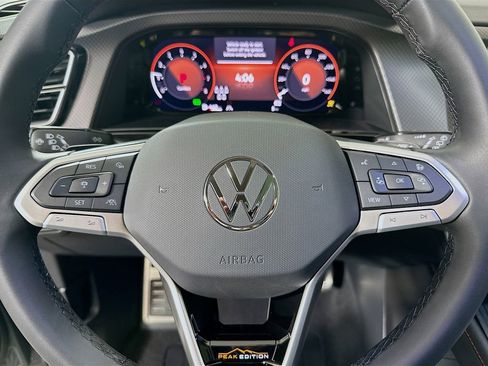 New 2026 Volkswagen Atlas Peak Edition AWD/4WD image 11