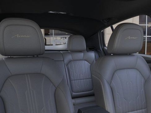 New 2026 Buick Envista Avenir FWD image 24
